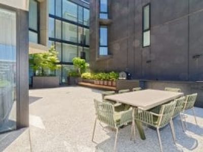 205/5 Davies Road, Claremont, WA 6010 AUSTRALIA