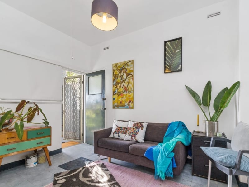2 Meenaar Crescent, Coolbinia, WA 6050 AUSTRALIA